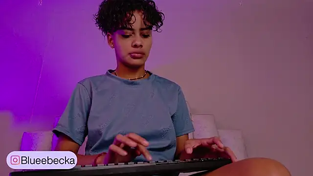 BeckaBlue online show from 05.01.26