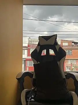 Nahomy firee online show from 02.28.26