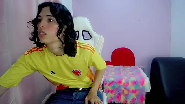 Larry craft online show from 02.24.26