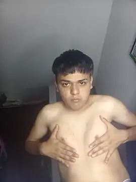 Snapshot of WillowPill5 chatting on 03.05.26 WillowPill5 online show from 03.05.26