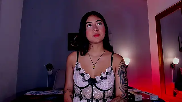 KimTaylorW online show from 04.30.26