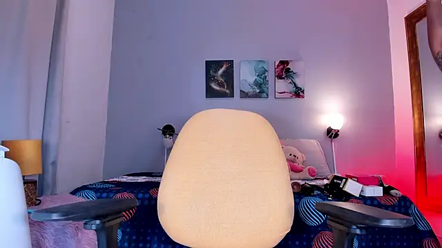 KimTaylorW online show from 05.08.26