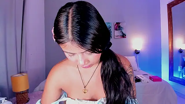 KimTaylorW online show from 06.11.26