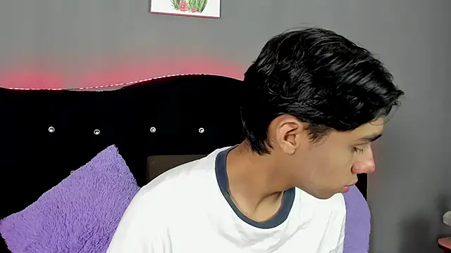 Eros Lux online show from 04.29.26