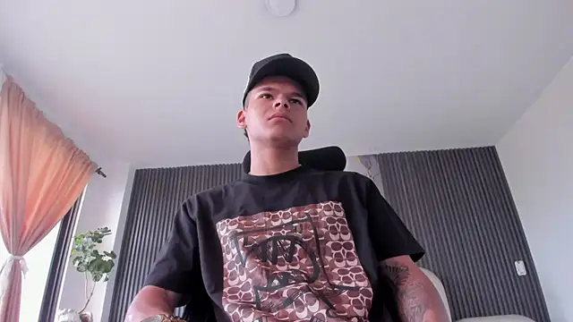 DylanRoyce  online show from 04.28.26