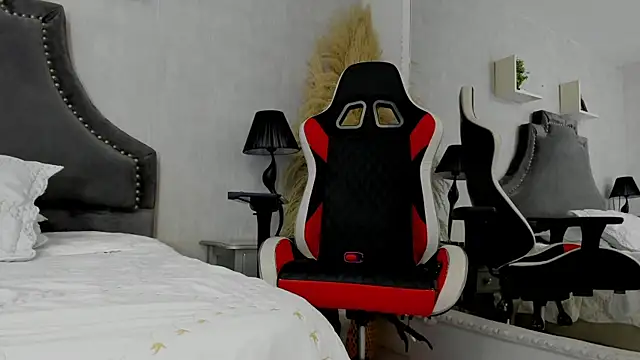 DylanRoyce  online show from 06.13.26