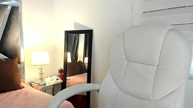 curvy samantta online show from 03.03.26