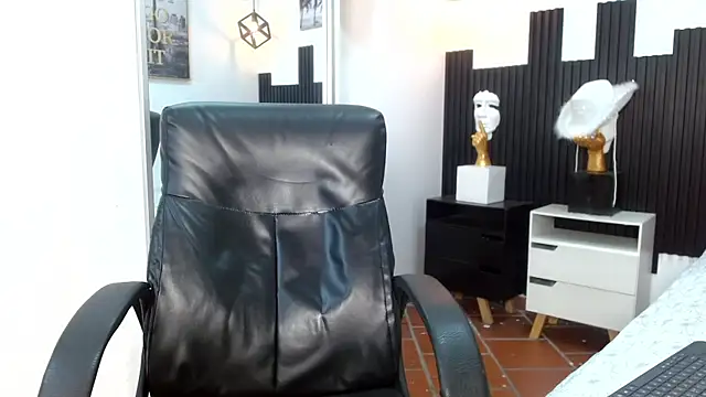 Snapshot of trevor_mob chatting on 07.09.26 trevor mob online show from 07.09.26