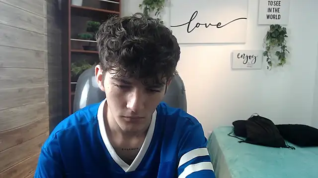 Snapshot of trevor_mob chatting on 07.15.26 trevor mob online show from 07.15.26