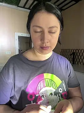 Ashleeyprincess01 online show from 04.30.26
