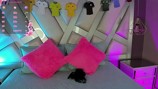 Ashleeyprincess01 online show from 06.19.26