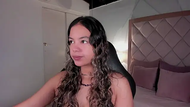 dulce lyraa1 online show from 04.30.26