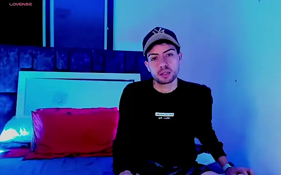 Snapshot of alex_and_christhoper chatting on 03.17.26 alex and christhoper online show from 03.17.26