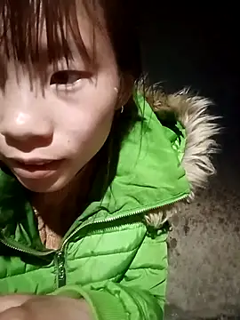 Snapshot of pic8800 chatting on 03.06.26 pic8800 online show from 03.06.26