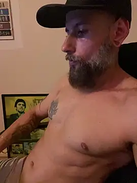 Snapshot of DaleCerbasi chatting on 04.03.26 DaleCerbasi online show from 04.03.26