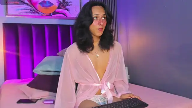 Elisasue online show from 04.27.26