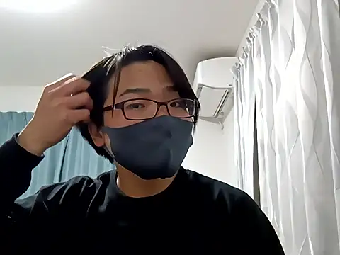 Snapshot of koarannkunn chatting on 03.24.26 koarannkunn online show from 03.24.26