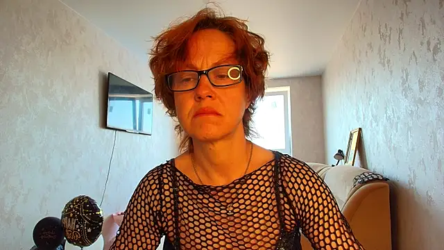 Snapshot of LioraWeiss chatting on 05.21.26 LioraWeiss online show from 05.21.26
