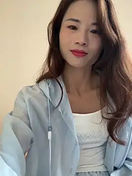 Mia-lp online show from 04.28.26