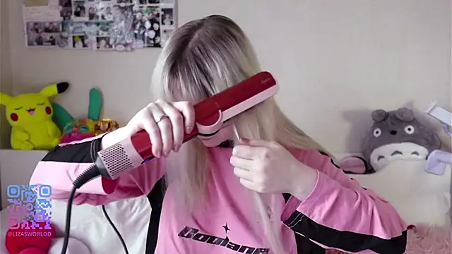 LisaNelsona online show from 03.03.26