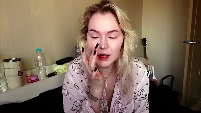 LisaNelsona online show from 03.19.26