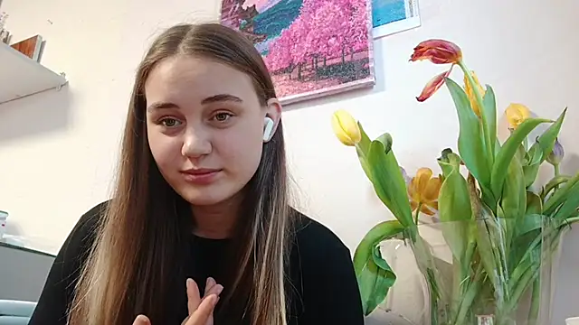 Snapshot of VeloraStar chatting on 03.11.26 VeloraStar online show from 03.11.26