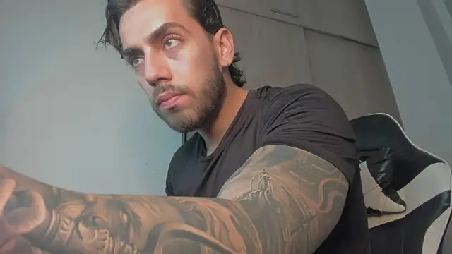 Axel  Blaze online show from 06.05.26