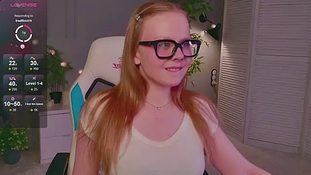 Sophie Peach  online show from 04.24.26