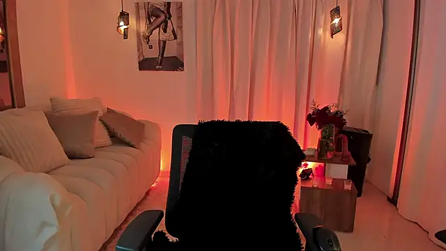 IsabellaLux  online show from 06.12.26
