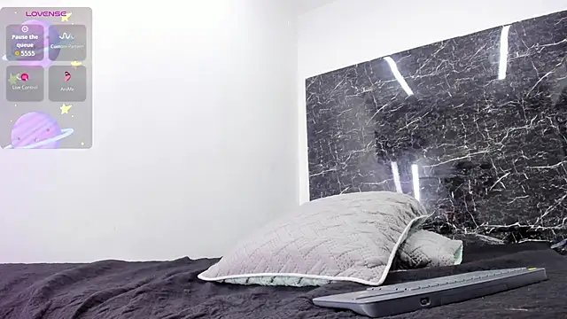 Charlotte megann online show from 03.15.26