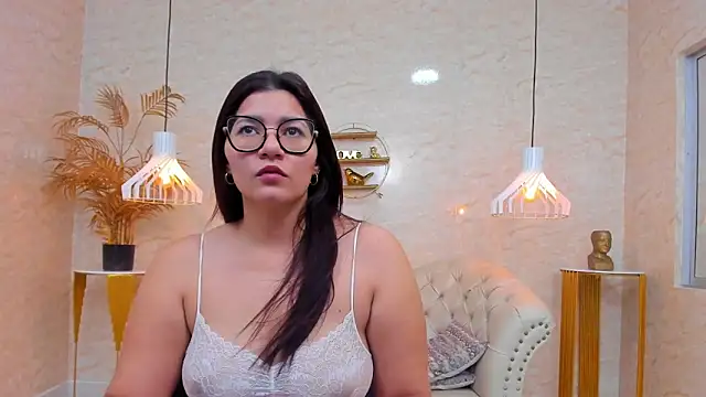 Mia Curvyy online show from 03.15.26