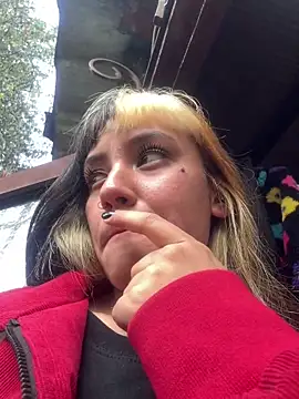 Snapshot of Sara_92 chatting on 03.09.26 Sara 92 online show from 03.09.26