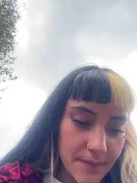 Snapshot of Sara_92 chatting on 03.12.26 Sara 92 online show from 03.12.26