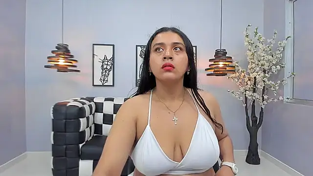 Lunaa Abril online show from 03.02.26