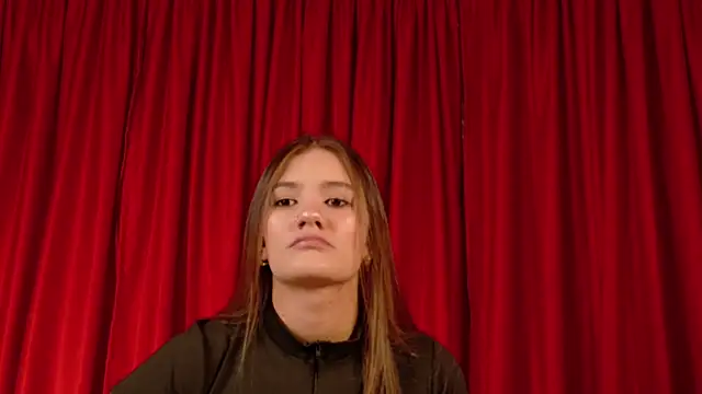 Mia Benett  online show from 04.04.26