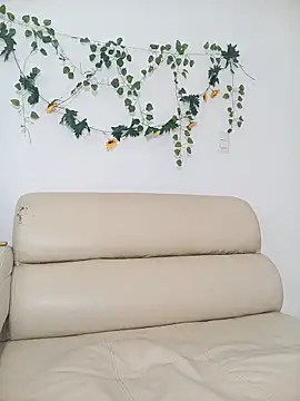 Snapshot of TinnaPeyton chatting on 03.04.26 TinnaPeyton online show from 03.04.26