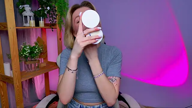 BalerinaCappuccino  online show from 03.17.26