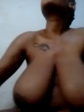 Snapshot of MistressShirleyXXX81 chatting on 03.24.26 MistressShirleyXXX81 online show from 03.24.26