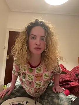 curlyirishgirl online show from 03.13.26