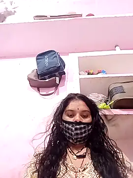 Snapshot of Hot_bri2 chatting on 04.08.26 Hot bri2 online show from 04.08.26