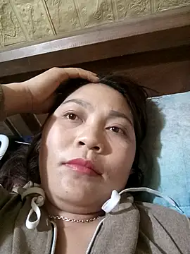 Linhna20 online show from 03.15.26