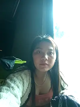 Linhna20 online show from 03.17.26