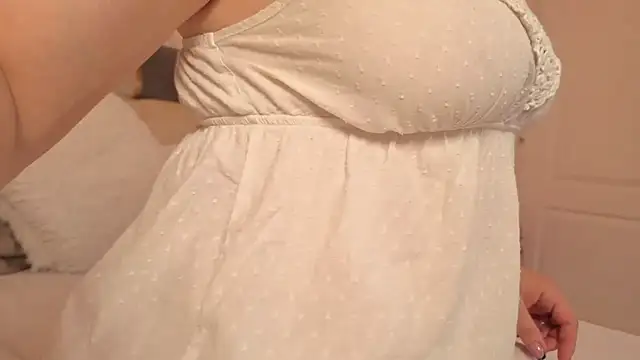 EmmaSeductionX online show from 04.30.26