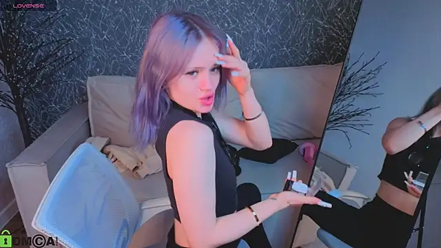 Tessa Ashe online show from 05.08.26