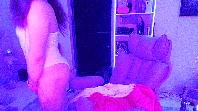 Moongirl117 online show from 03.04.26