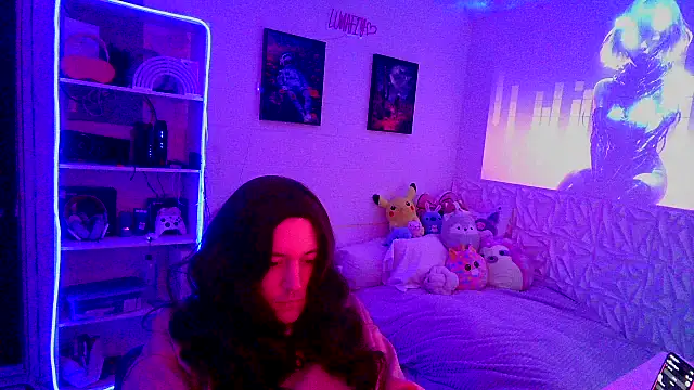 Moongirl117 online show from 03.15.26