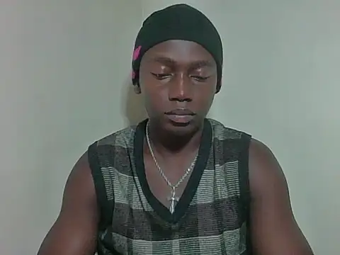 Snapshot of darkerberryguy chatting on 03.07.26 darkerberryguy online show from 03.07.26