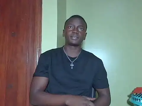 Snapshot of darkerberryguy chatting on 03.21.26 darkerberryguy online show from 03.21.26