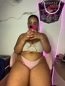 MorenaQueen- online show from 03.15.26