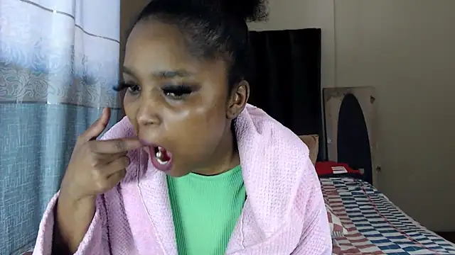 LexyDiana online show from 06.05.26